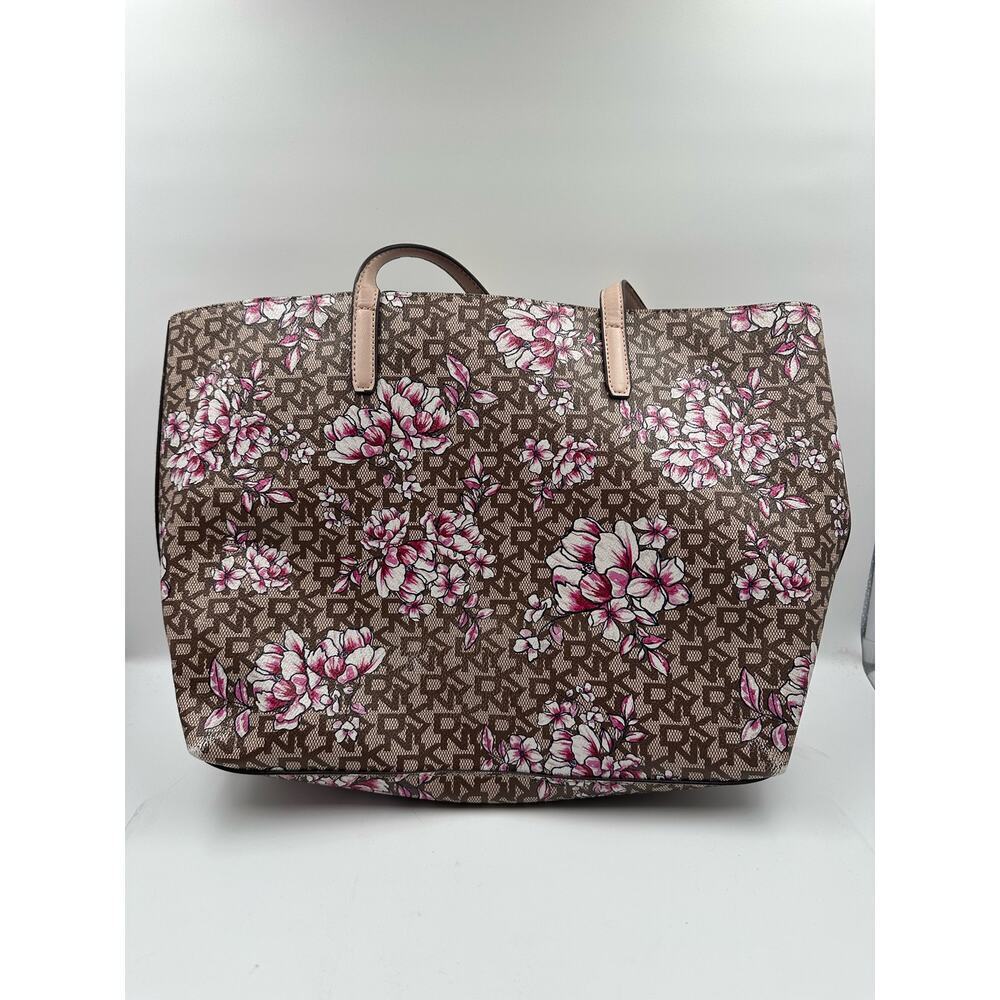 DKNY Bryanna Floral Shoulder Purse - Picture 2 of 6